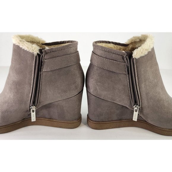 Unisa Boots Womens Size 8.5M Mobii Gray Faux Suede Buckle Momcore Wedge Bootie - Picture 7 of 13